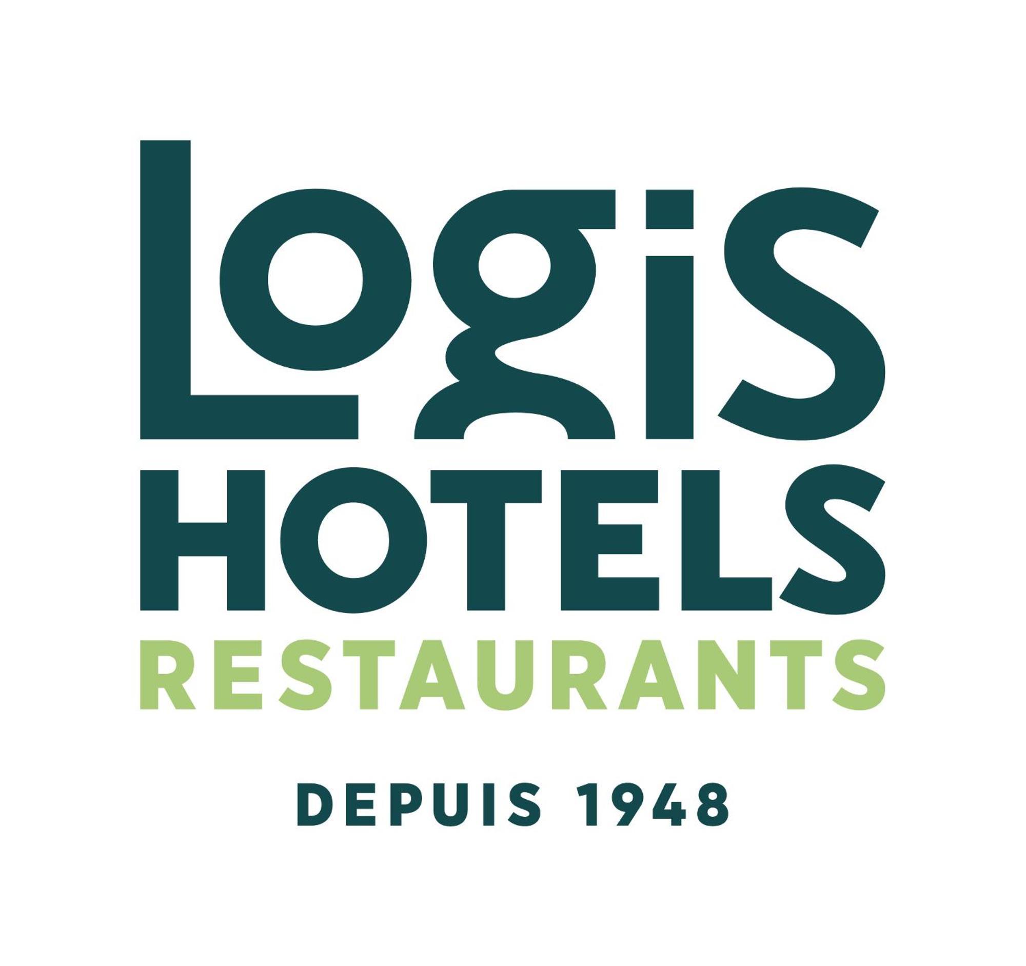 Hotel - Restaurant - Bar - Le Sapin Fleuri Bourg-dʼOueil 外观 照片
